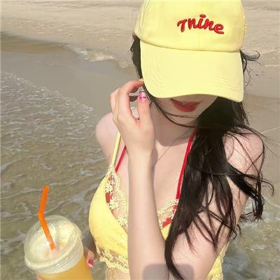 小维娜封面